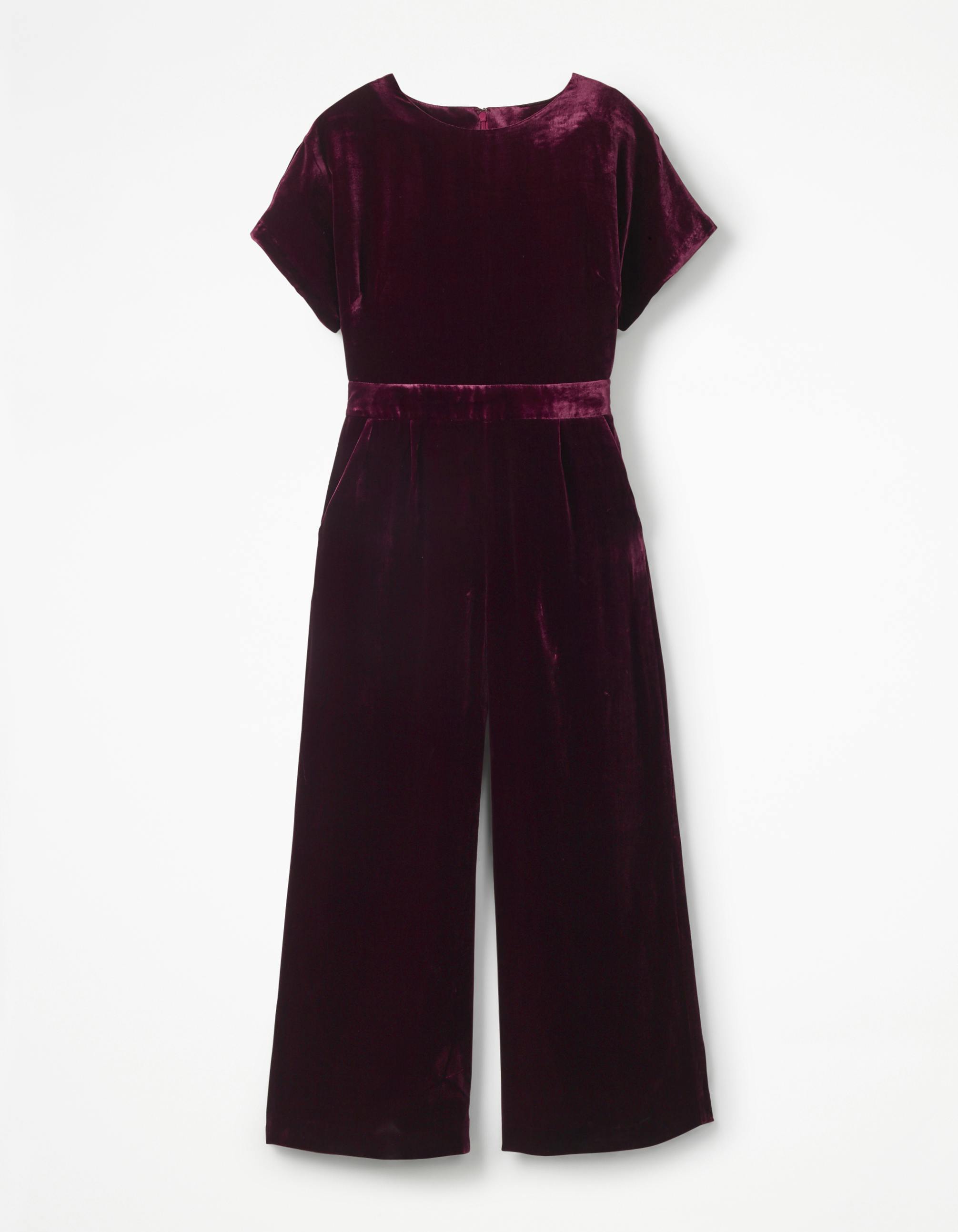 All The Velvet Pieces We re Coveting Right Now Grazia